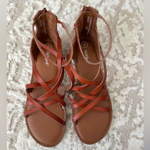 New Lilith Gladiator Sandals from Cat & Jack Genuine Leather- Size 3.